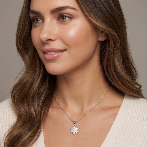 Pearl Muse Necklace